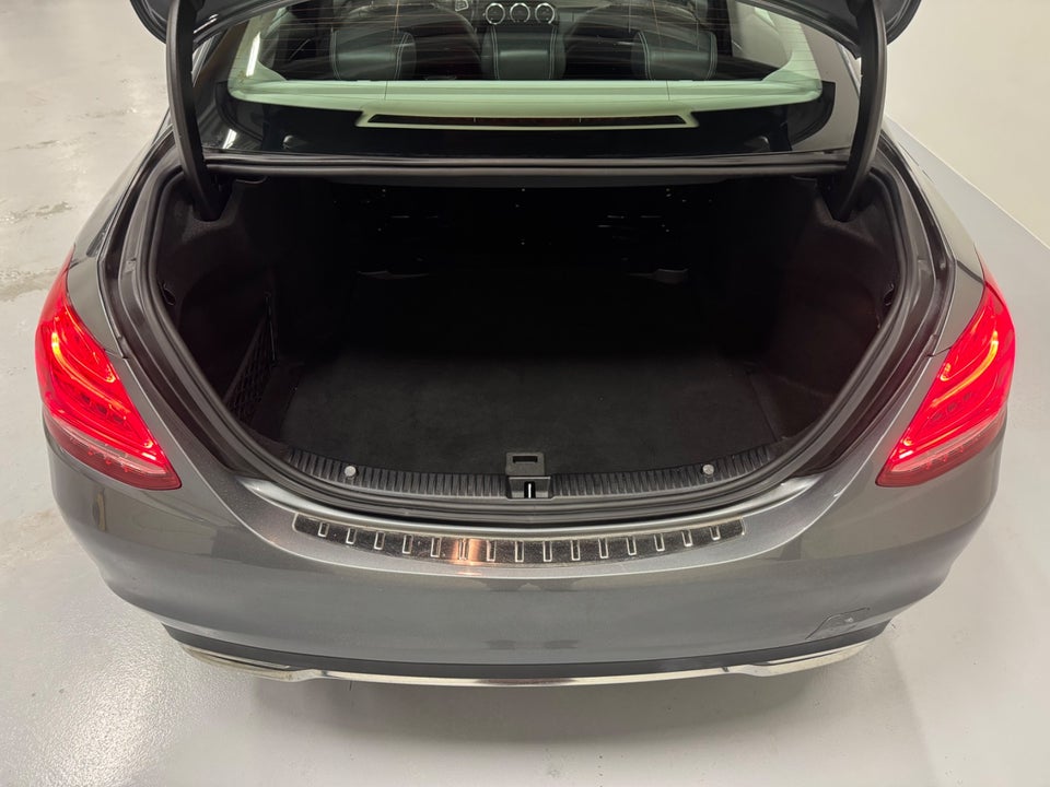 Mercedes C220 d 2,2 Business aut. 4d