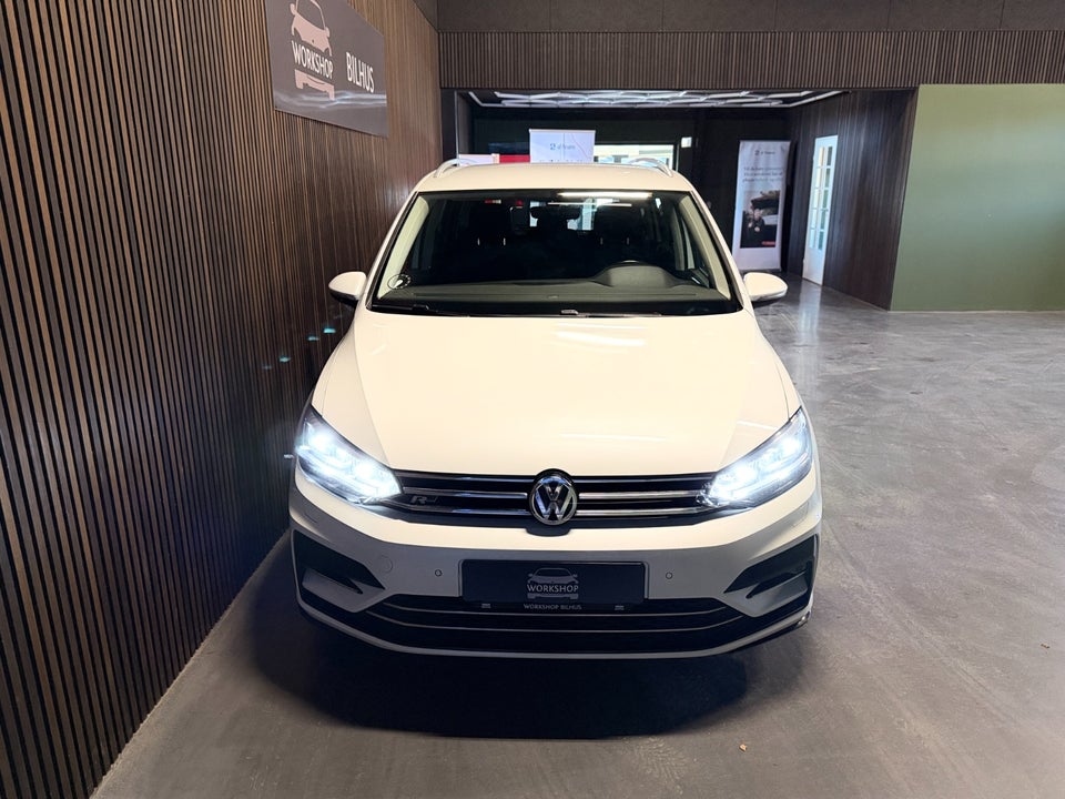 VW Touran 1,6 TDi 115 Comfortline R-line DSG 7prs 5d