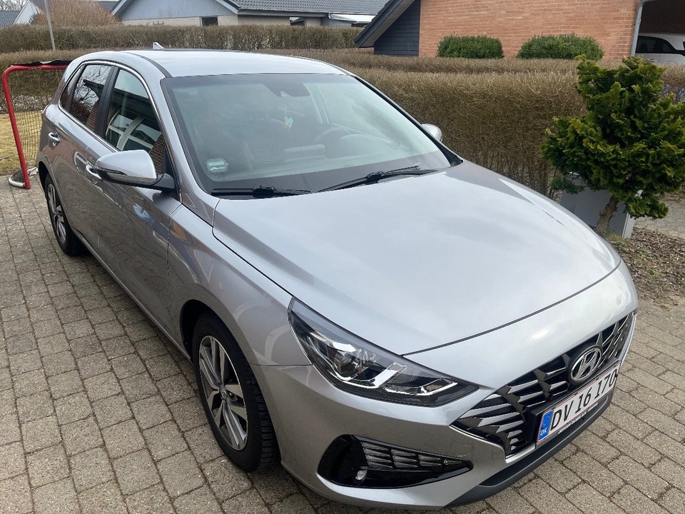 Hyundai i30 1,0 T-GDi Essential 5d
