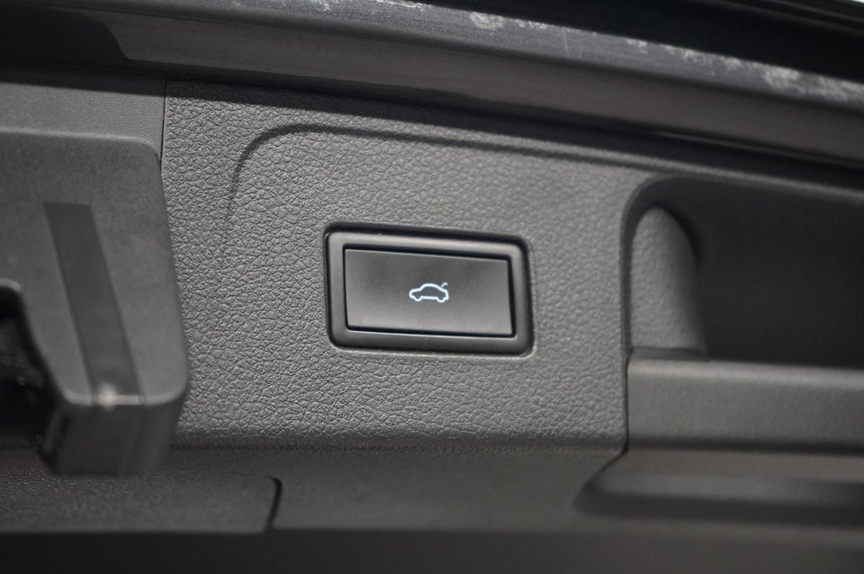 VW Passat 1,4 GTE High Variant DSG 5d