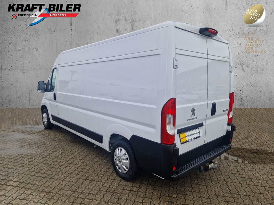 Peugeot Boxer 333 2,2 BlueHDi 140 L3H2 Premium