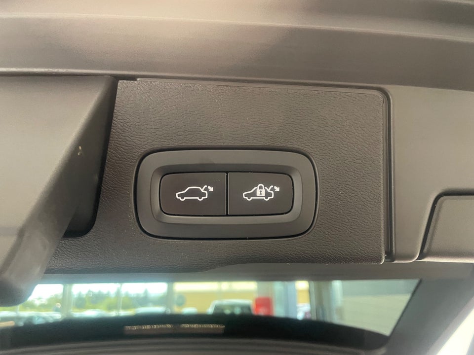 Volvo XC60 2,0 T6 ReCharge Plus Bright aut. AWD 5d