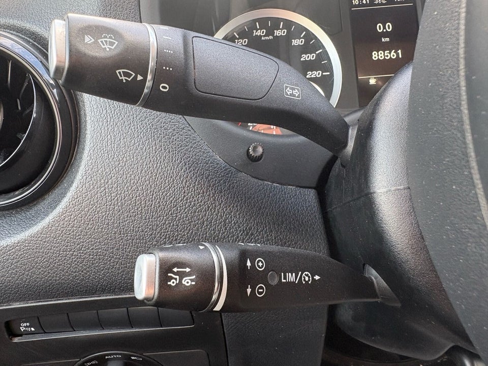 Mercedes Vito 114 2,0 CDi Kassevogn aut. L RWD