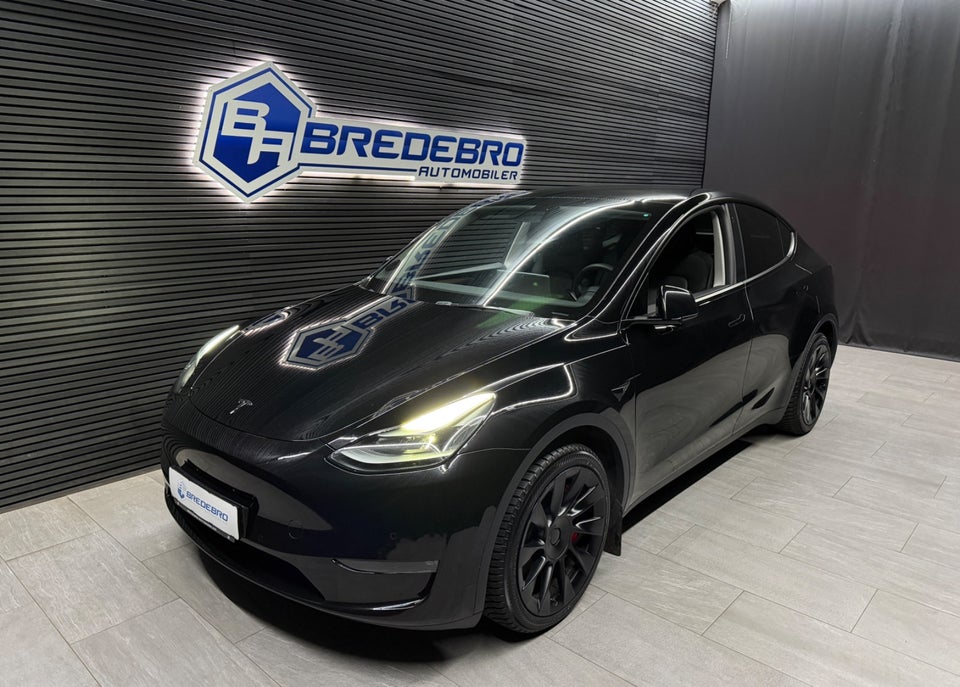 Tesla Model Y Long Range AWD 5d