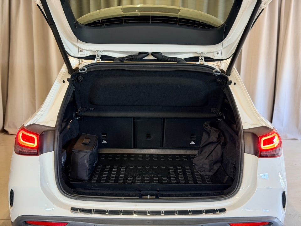 Mercedes EQA250 AMG Line 5d