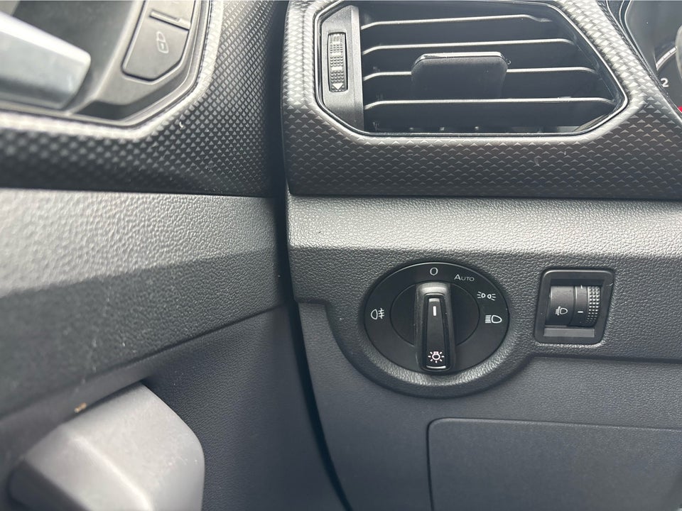 VW T-Cross 1,0 TSi 115 Life DSG 5d