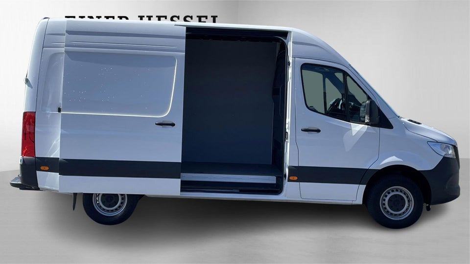 Mercedes Sprinter 317 2,0 CDi A2 Kassevogn PRO aut. RWD