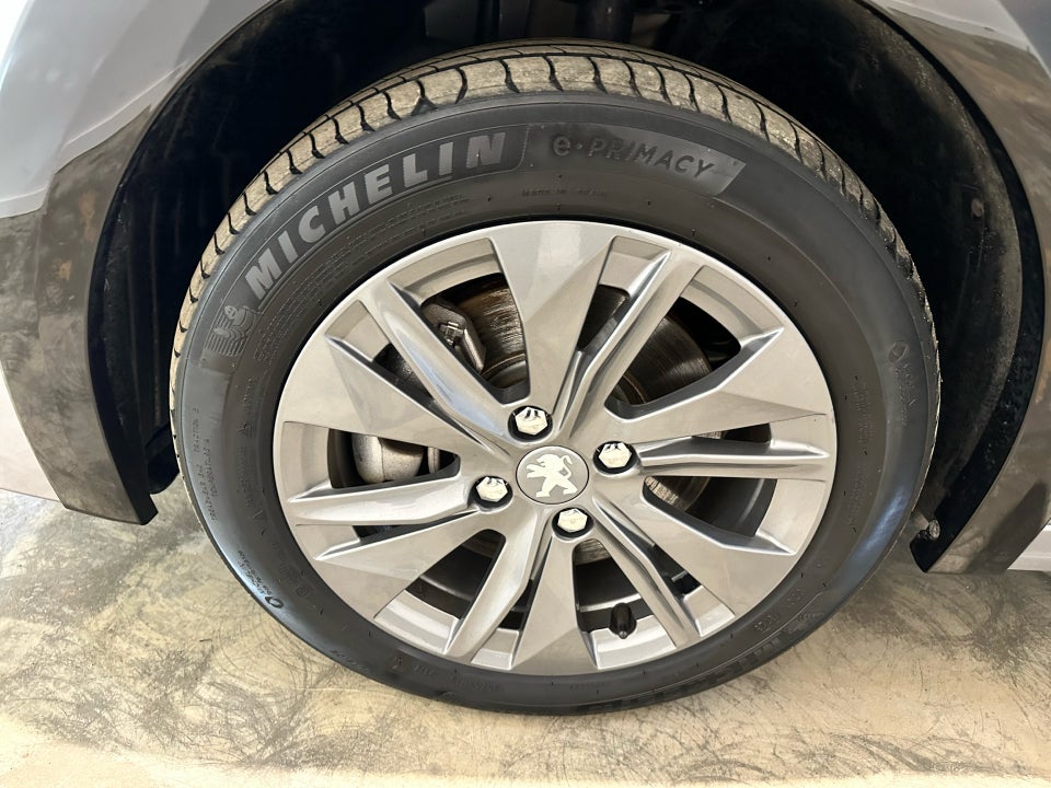 Peugeot e-208 50 Allure Pack 5d
