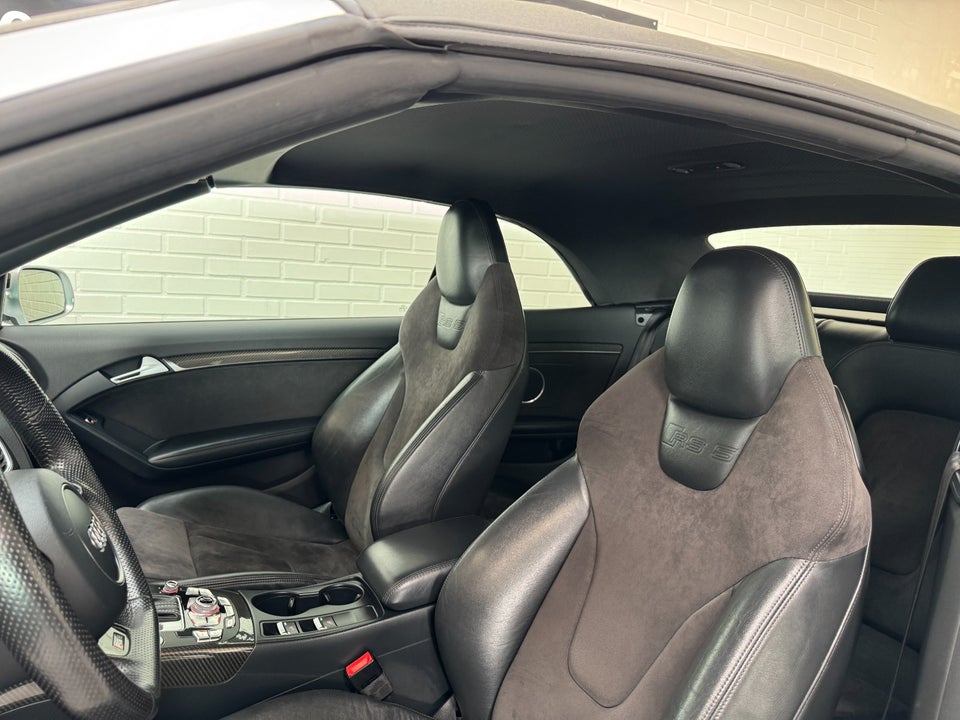 Audi RS5 4,2 FSi Cabriolet quattro S-tr. 2d