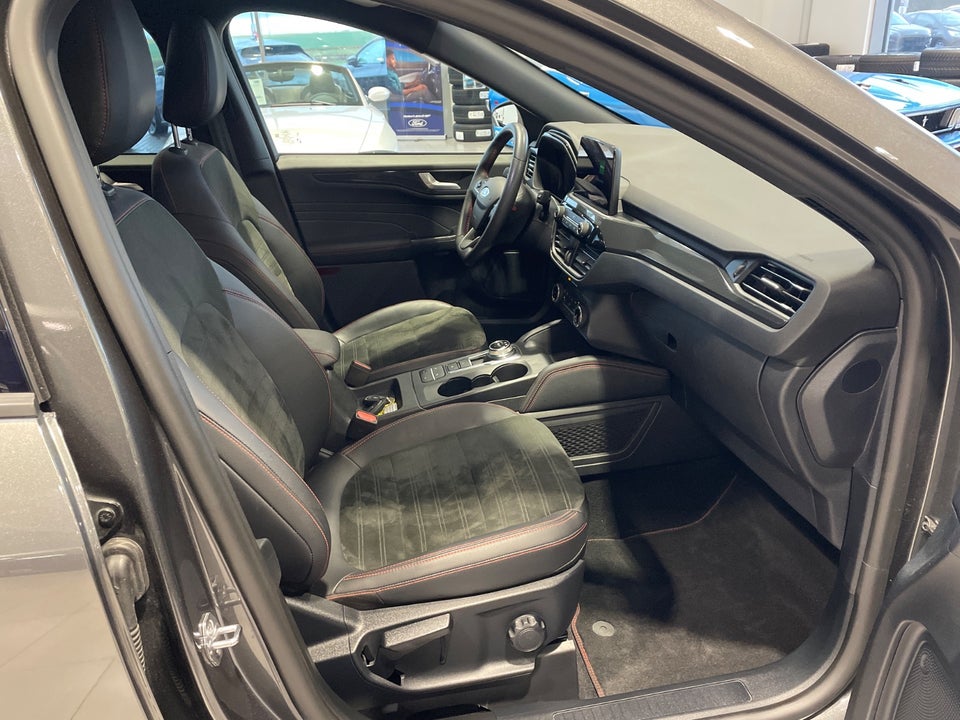 Ford Kuga 2,5 PHEV ST-Line X CVT 5d