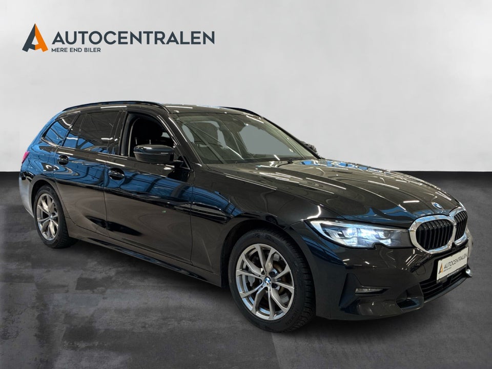 BMW 330e 2,0 Touring Sport Line aut. 5d