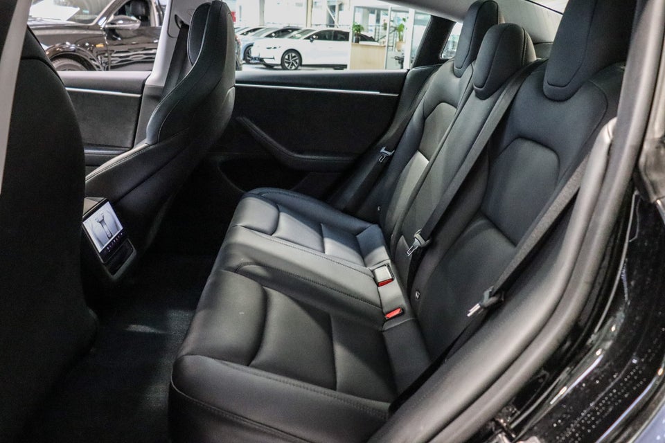 Tesla Model 3 Performance AWD 4d