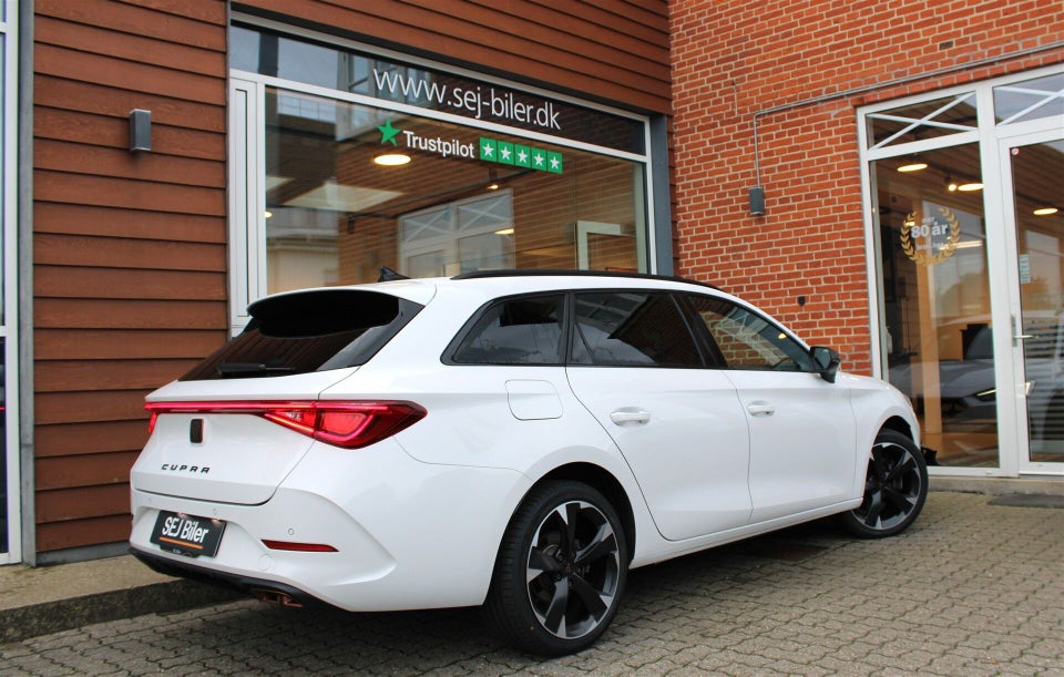 Cupra Leon 1,4 eHybrid Sportstourer DSG 5d