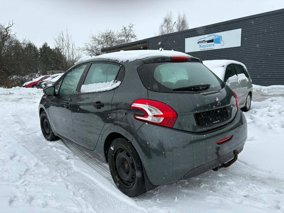 Peugeot 208 1,0 VTi Access 5d