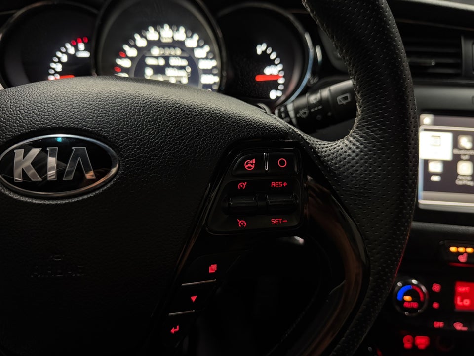 Kia Ceed 1,6 CRDi 136 GT-Line DCT 5d