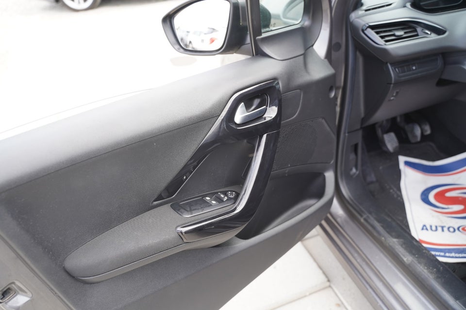 Peugeot 208 1,5 BlueHDi 100 Envy 5d