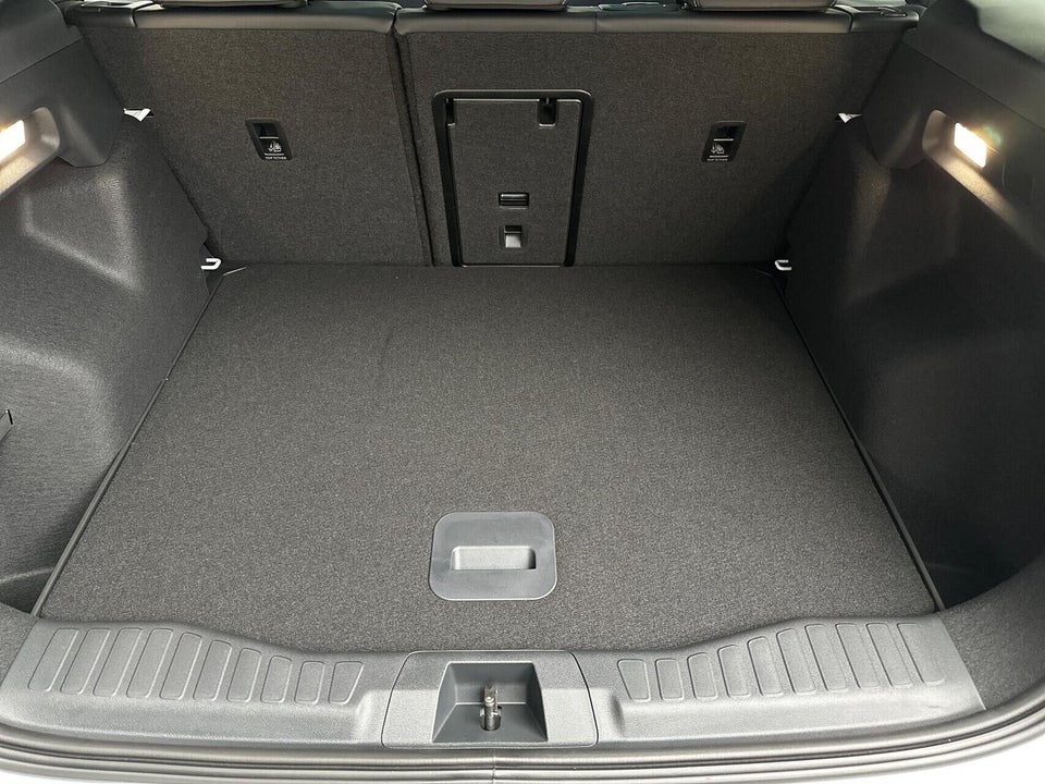 Ford Explorer 82 Premium Extended Range 5d