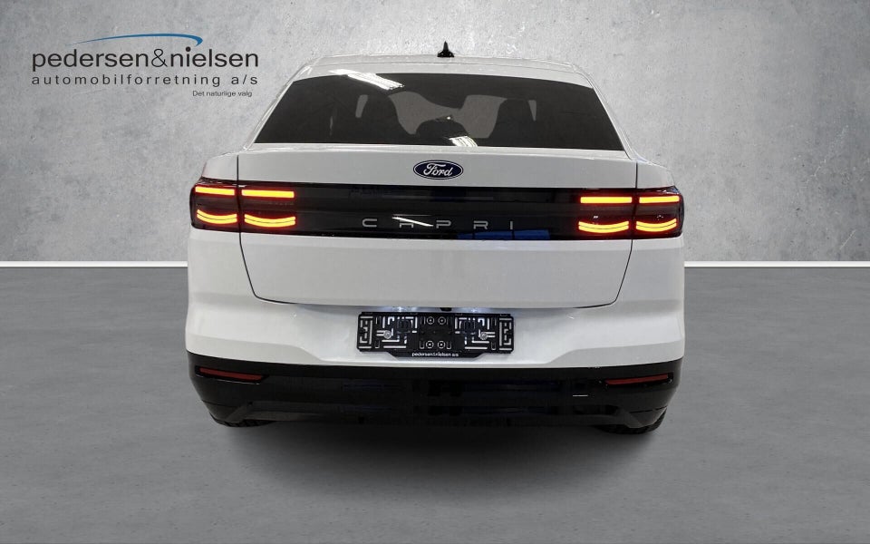 Ford Capri 82 Premium Extended Range 5d