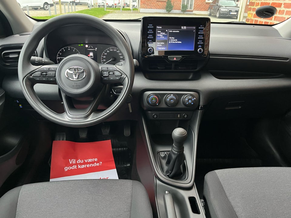 Toyota Yaris 1,0 T1 5d