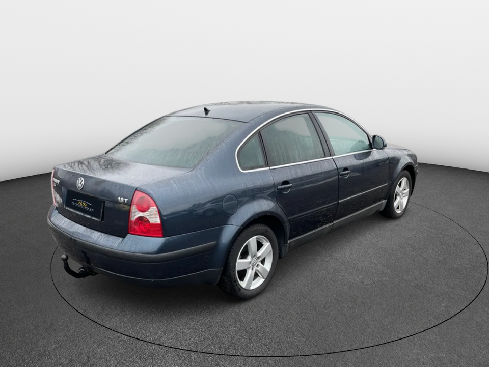 VW Passat 1,8 T 4d