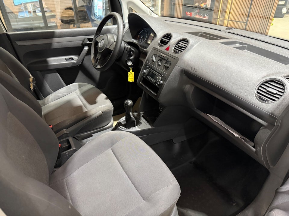 VW Caddy 1,6 TDi 75 BMT Van 4d