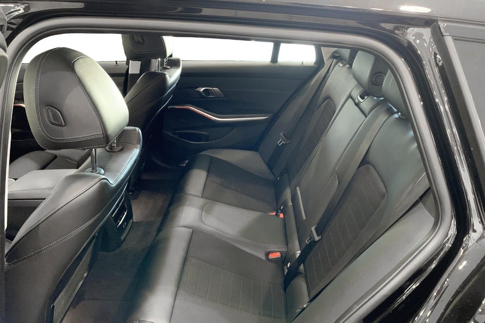 BMW 330e 2,0 Touring Sport Line aut. 5d