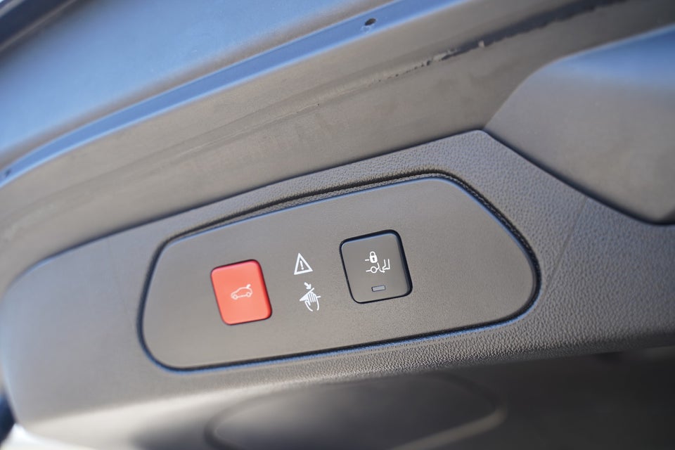 Opel Grandland X 1,6 Hybrid Ultimate aut. 5d