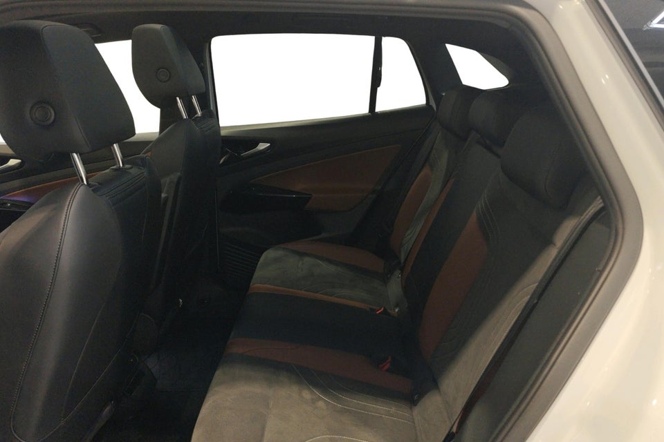 VW ID.4 77 Pro Performance Tech 5d