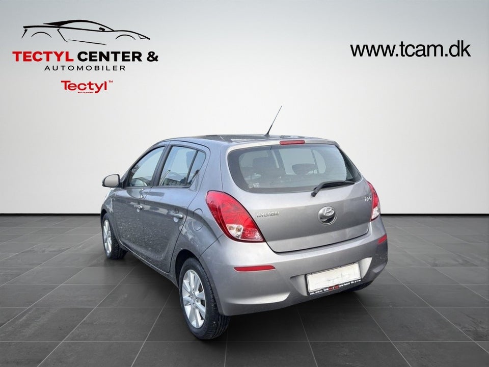 Hyundai i20 1,25 Classic XTR 5d