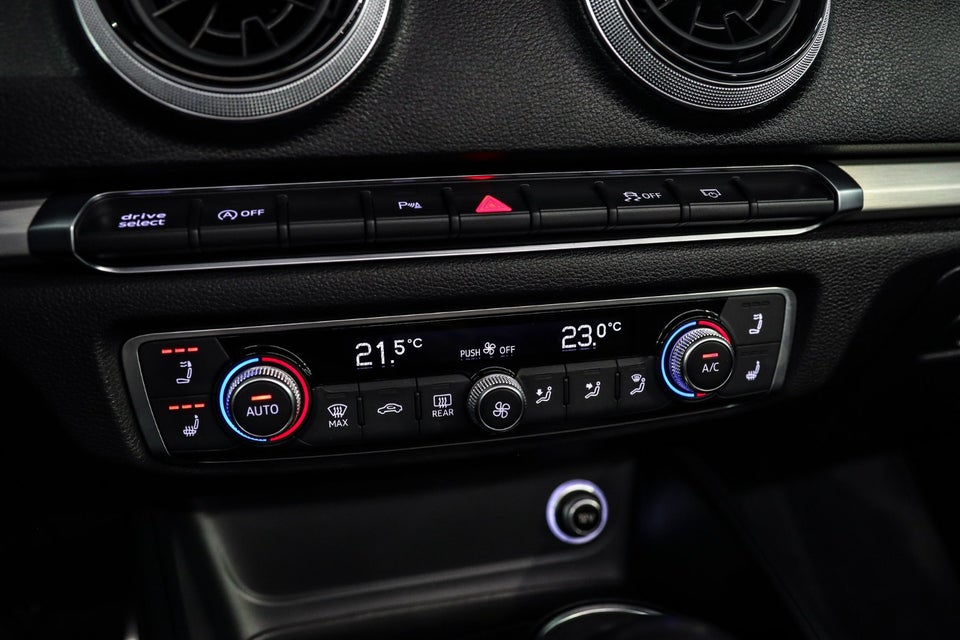 Audi A3 40 TFSi Sport Cabriolet quattro S-tr. 2d