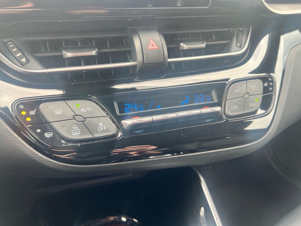 Toyota C-HR 1,8 Hybrid C-LUB Premium Selected CVT 5d