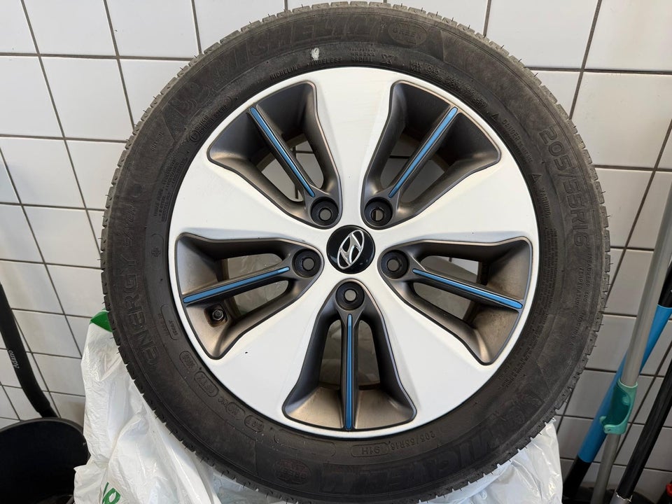 Hyundai Ioniq 1,6 PHEV Trend DCT 5d