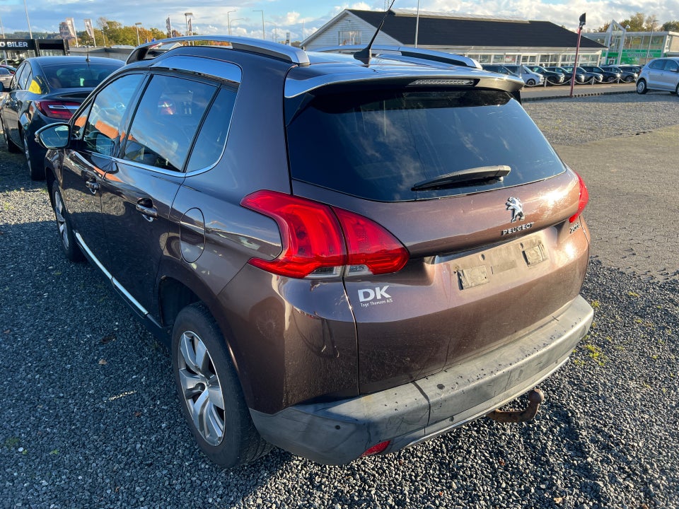 Peugeot 2008 1,2 VTi 82 Allure 5d