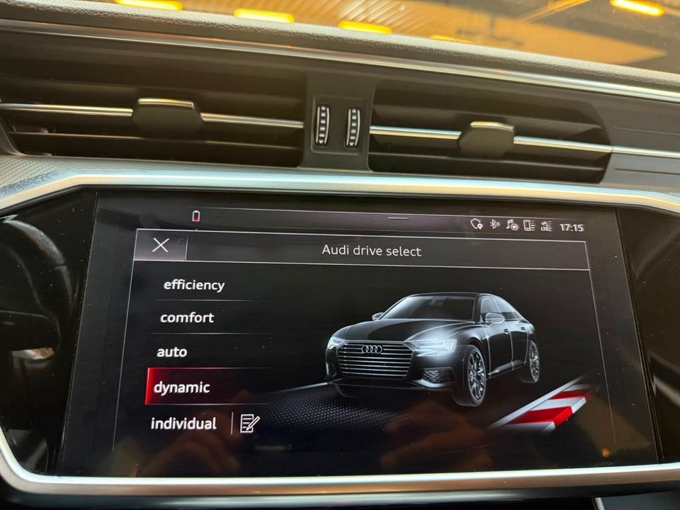 Audi A6 50 TFSi e Sport quattro S-tr. 4d