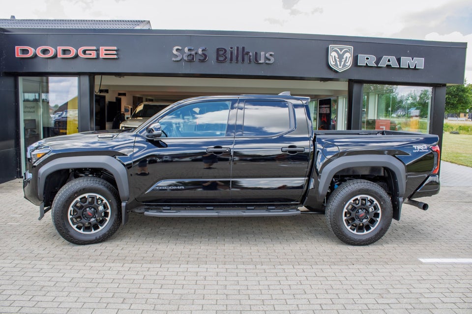 Toyota Tacoma 2,4 Hybrid Off-Road Premium aut. 4x4 4d