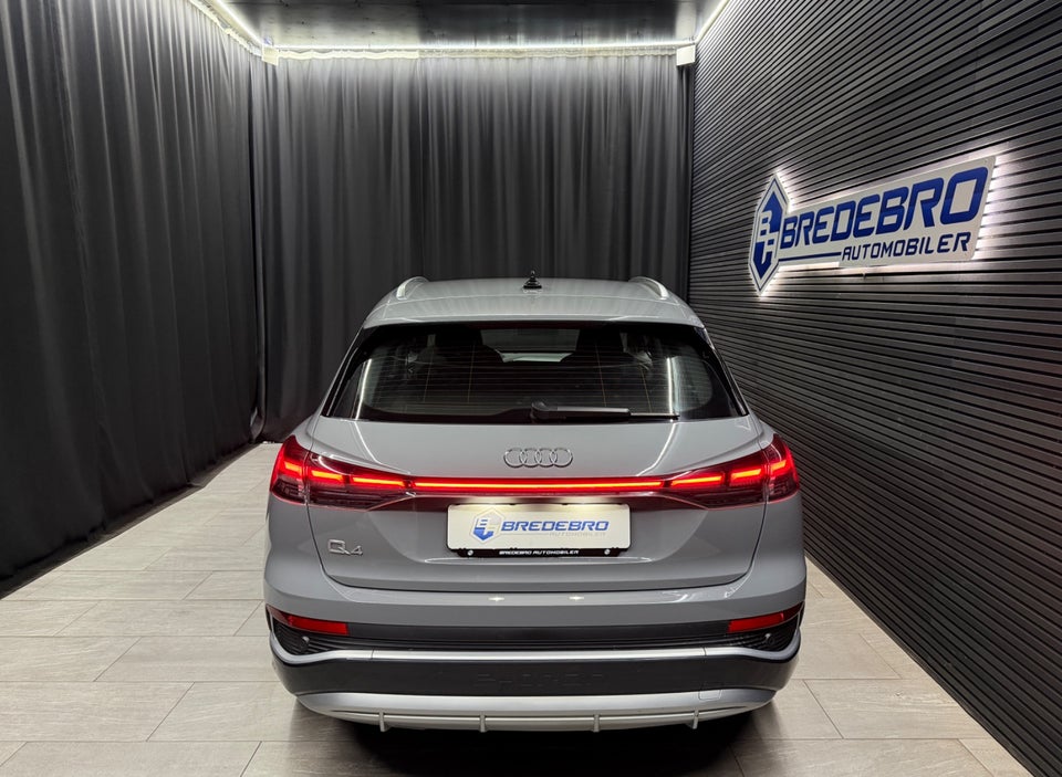 Audi Q4 e-tron 45 S-line 5d