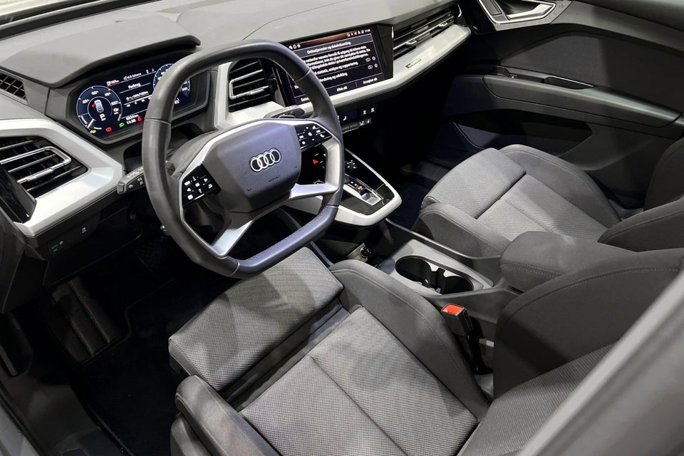 Audi Q4 e-tron 40 Progress 5d