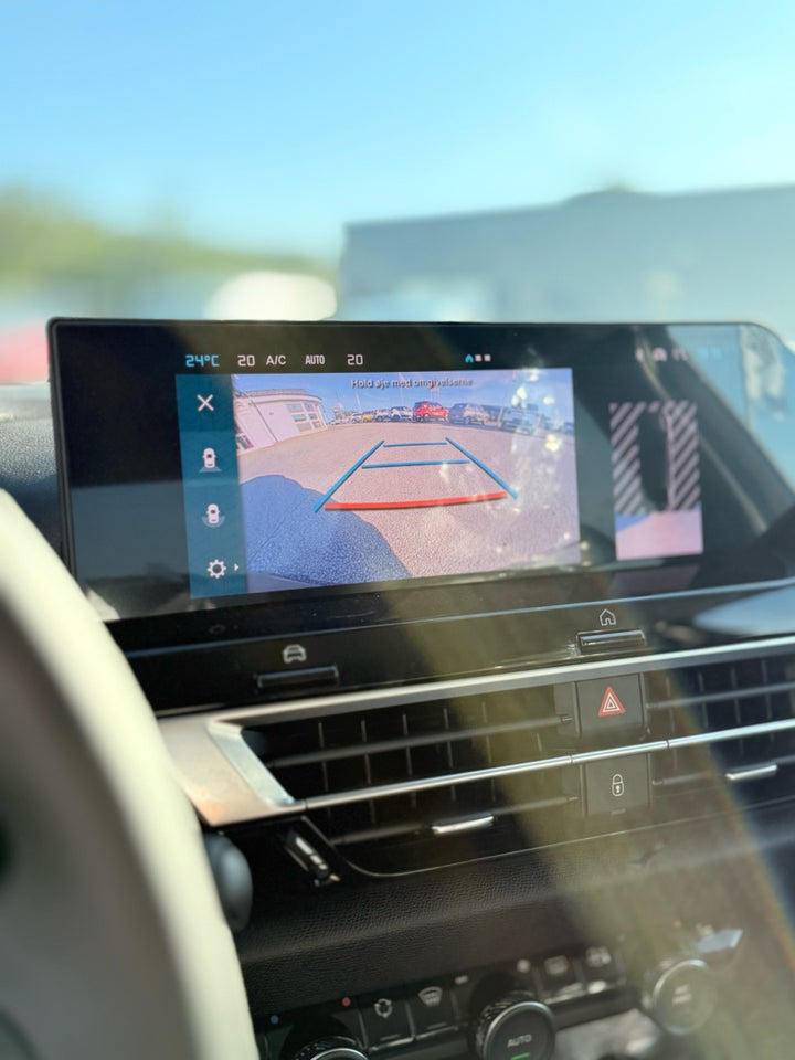 Citroën ë-C4 X 54 Palais 4d