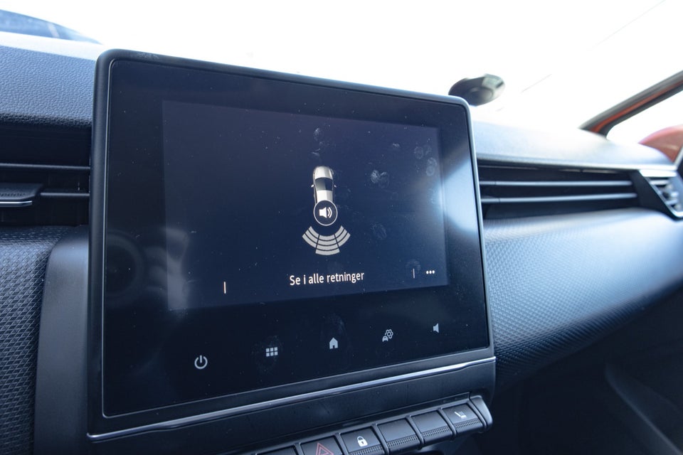 Renault Clio V 1,0 TCe 100 Intens 5d