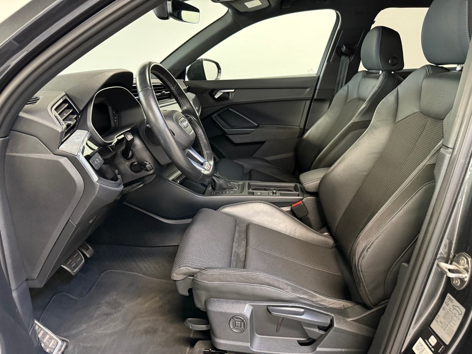 Audi Q3 45 TFSi e S-line Prestige S-tr. 5d