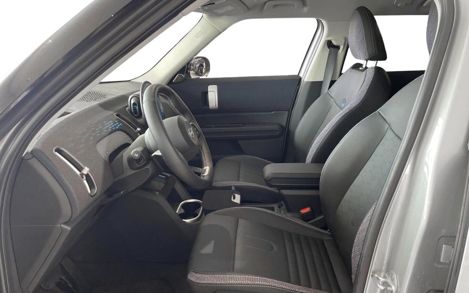 MINI Countryman E Classic Trim M 5d