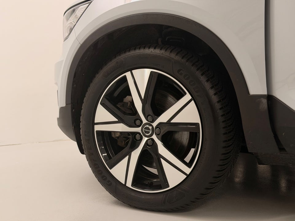 Volvo XC40 P6 ReCharge Core 5d