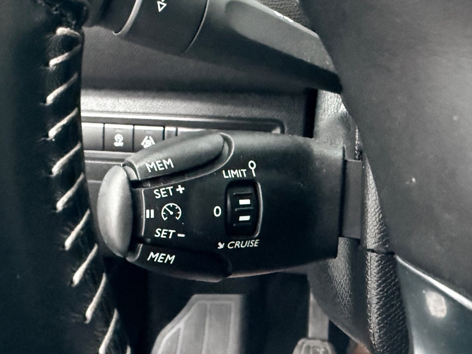 Peugeot 308 1,5 BlueHDi 130 Style 5d