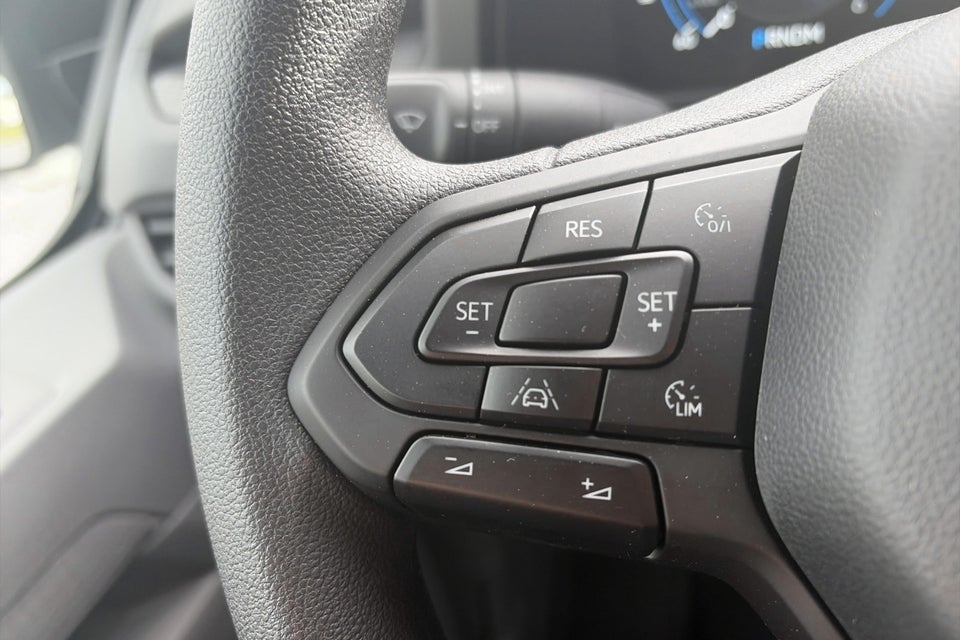 VW Transporter 2,0 TDi 150 Comfort Kassevogn SWB