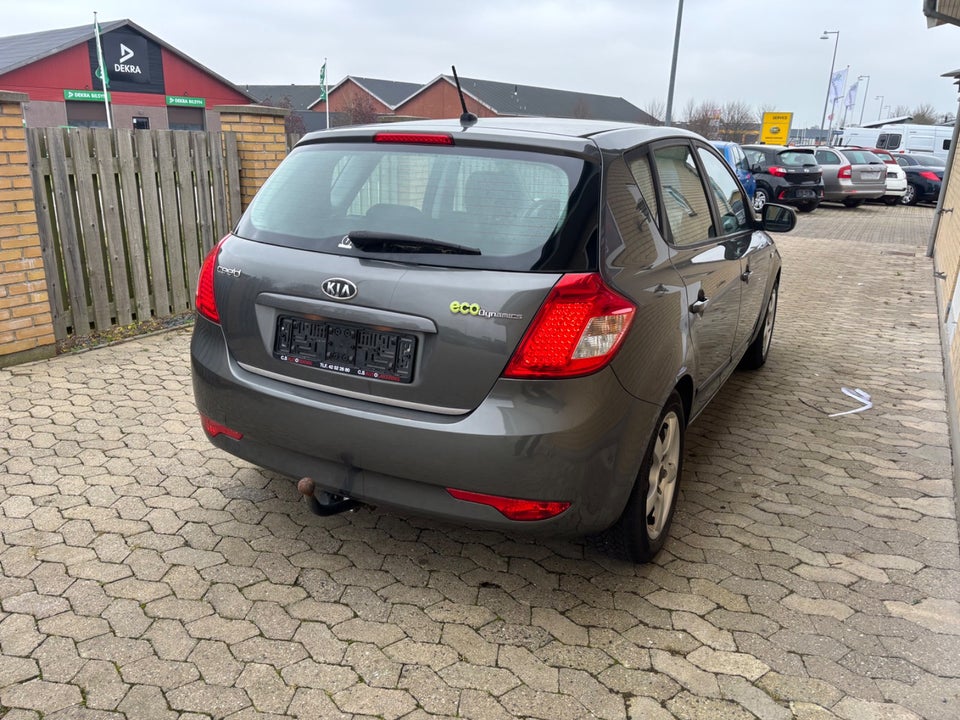 Kia Ceed 1,4 CVVT 90 Active 5d