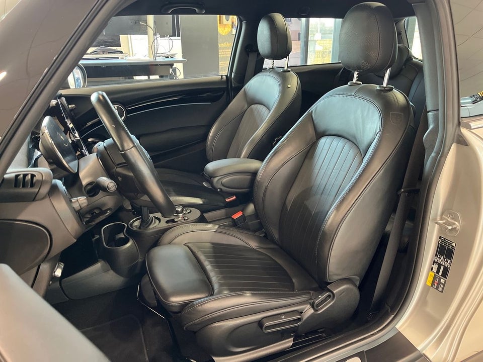 MINI Cooper SE Edition Premium Plus 3d