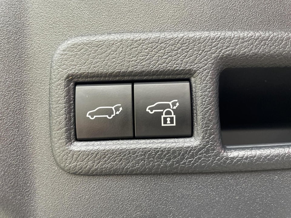 Toyota bZ4X Active 5d