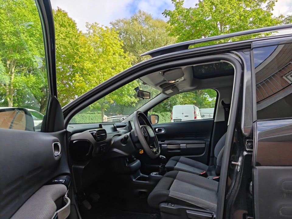 Citroën C4 Cactus 1,6 BlueHDi 100 Feel Van 5d