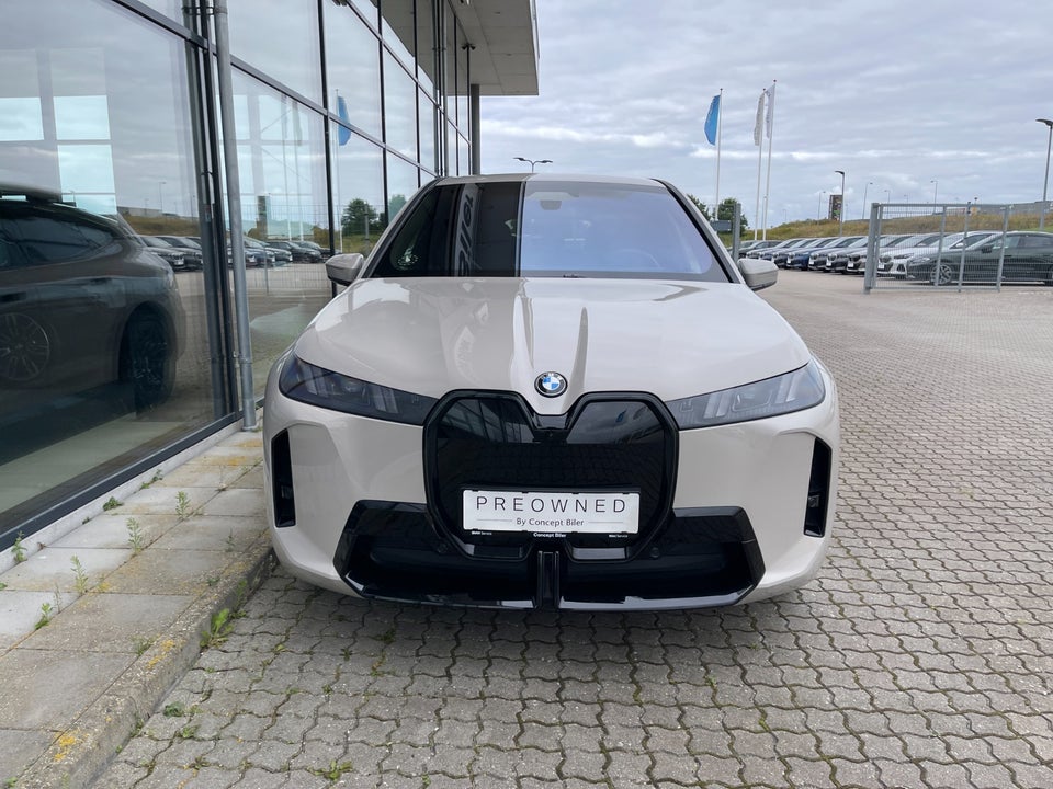 BMW iX xDrive45 M-Sport 5d