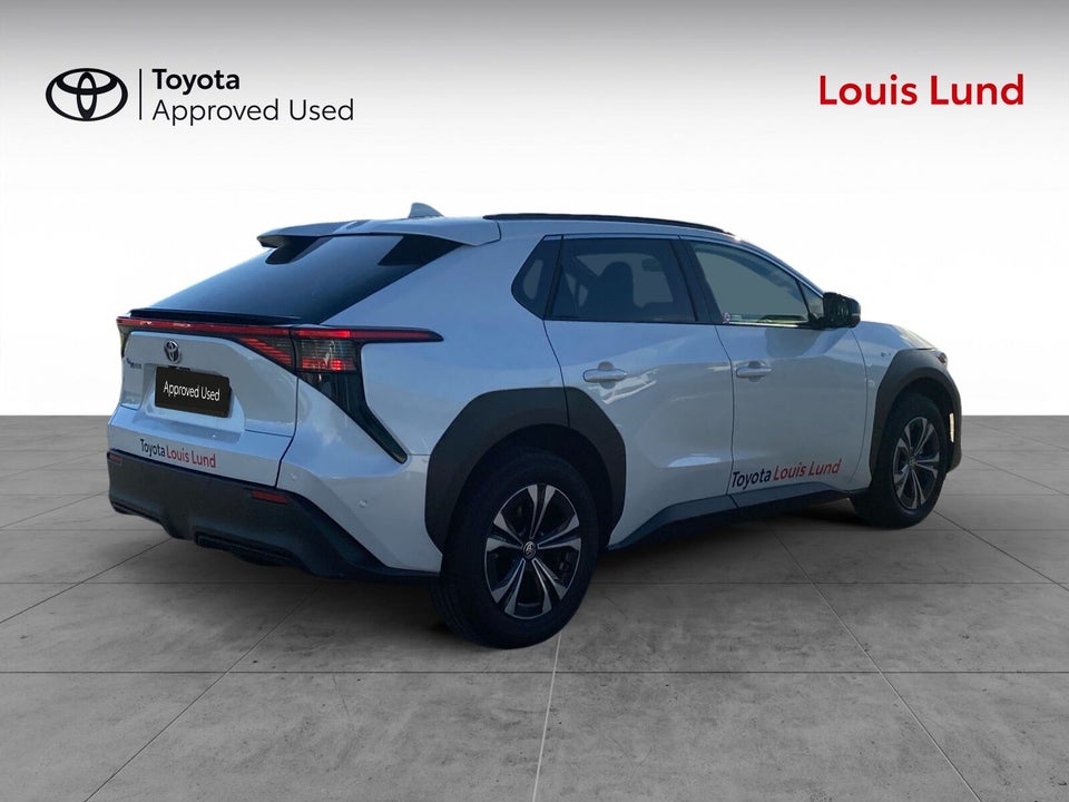 Toyota bZ4X Executive 5d